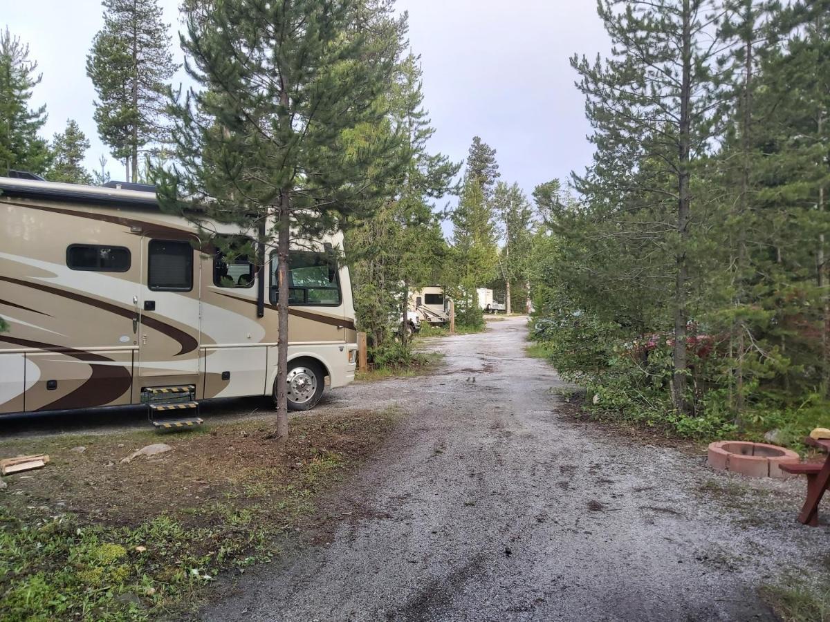 Blue River Cabins & Campgrounds Bagian luar foto