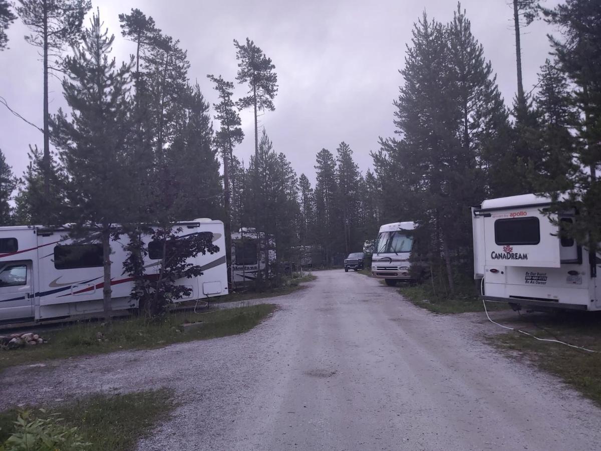 Blue River Cabins & Campgrounds Bagian luar foto
